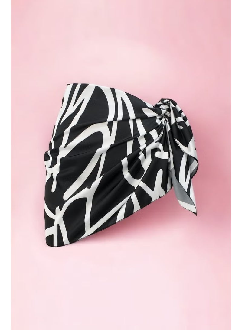 Pistore Black and White Geometric Patterned Short Pareo Satin See-through Women's Beach Dress New Season - Image 3